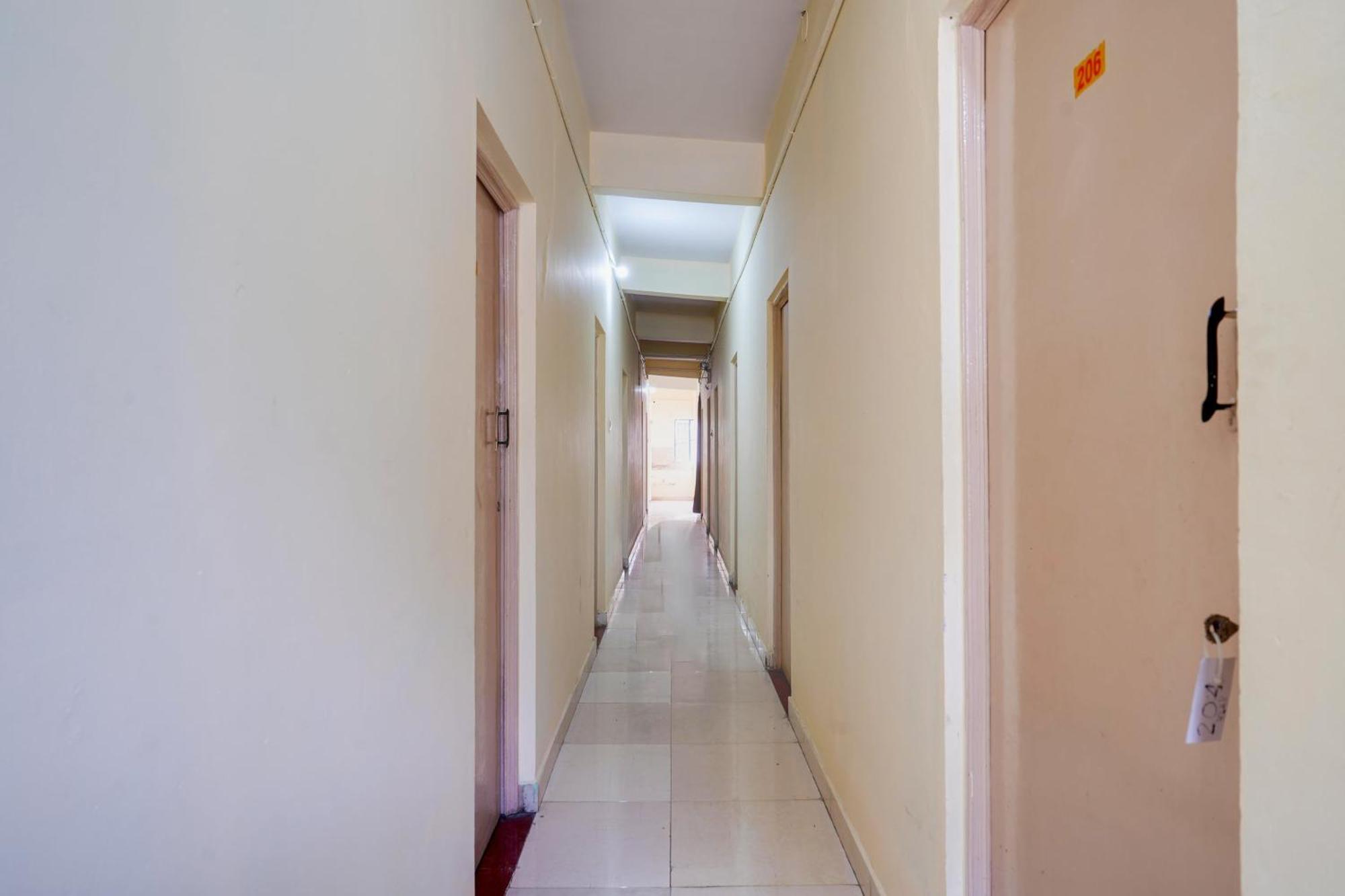 Super Townhouse Marathahalli Near Klm Fashion Mall بنغالور المظهر الخارجي الصورة